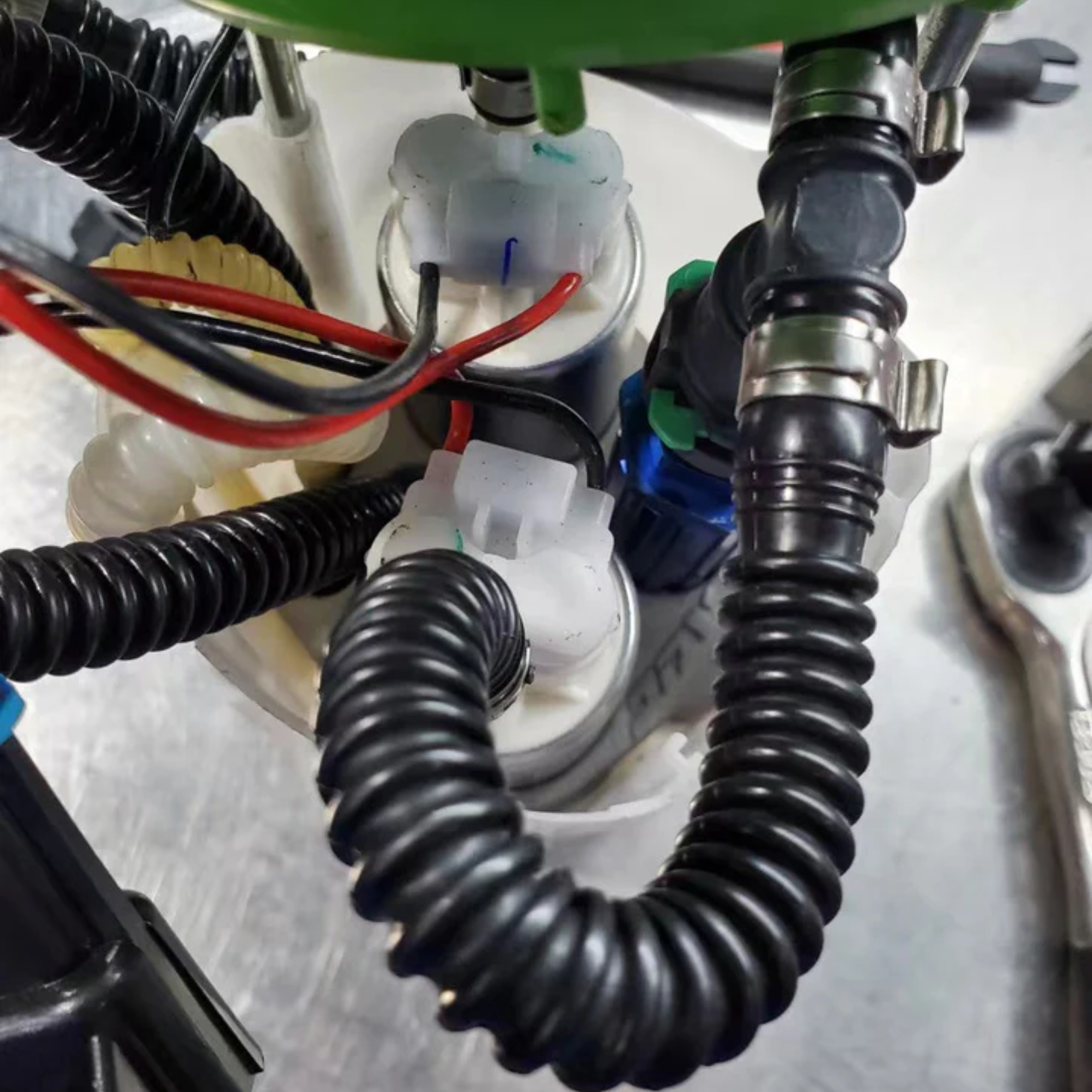 JDY PERFORMANCE - Dual Pump Low Pressure Fuel Pump For VW MK7 & MK7.5 Golf GTI & R