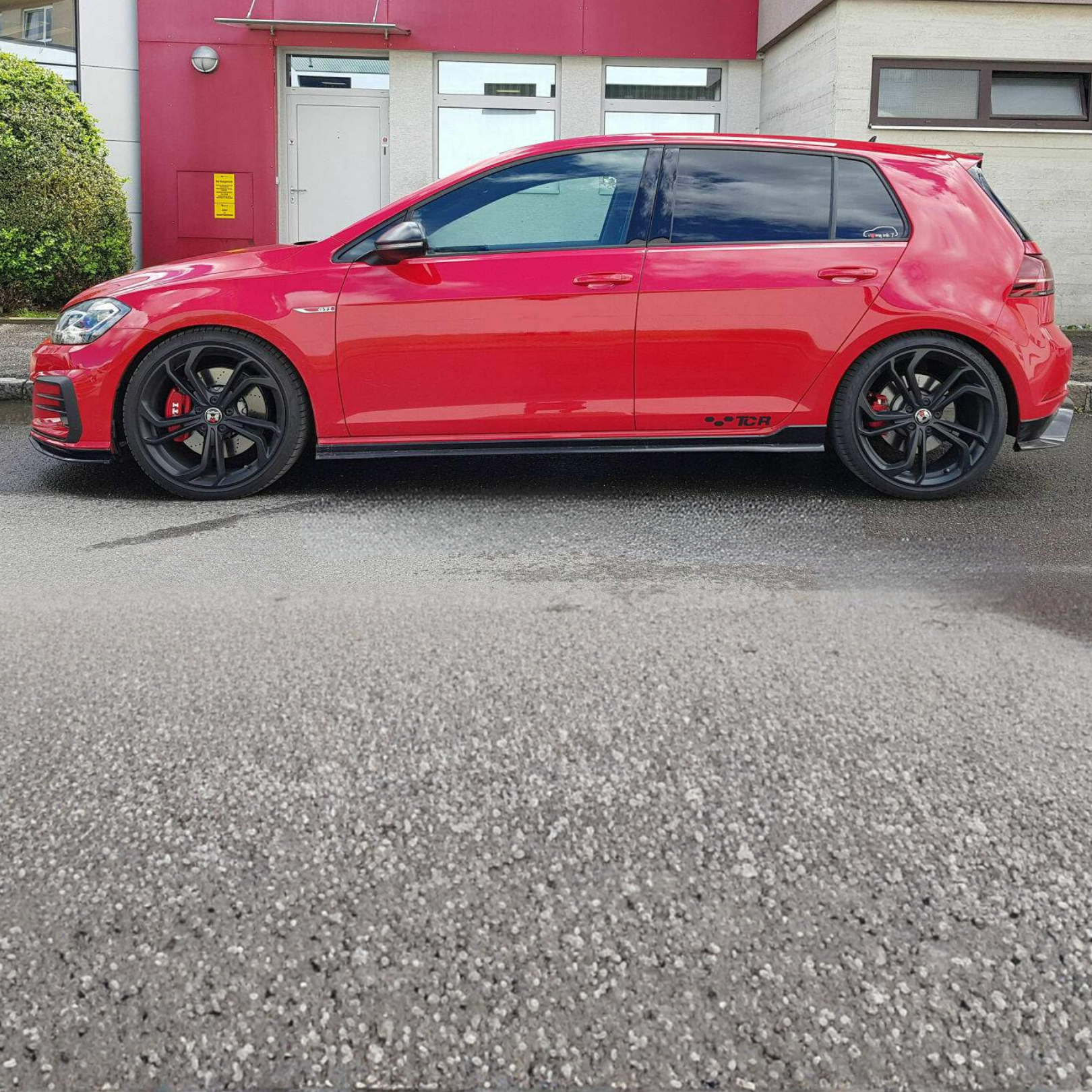 EIBACH PRO KIT LOWERING SPRINGS - VW MK7 & 7.5 GOLF GTI (E10150210222)